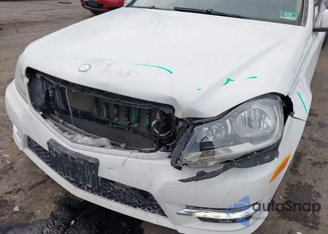 2012 Mercedes-Benz C 300 Luxury 4Matic/Sport 4Matic from USA, damaged, VIN WDDGF8BB9CR195693